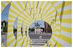 La capătul tunelului. Regele Carol I călare pe iapa Luminița