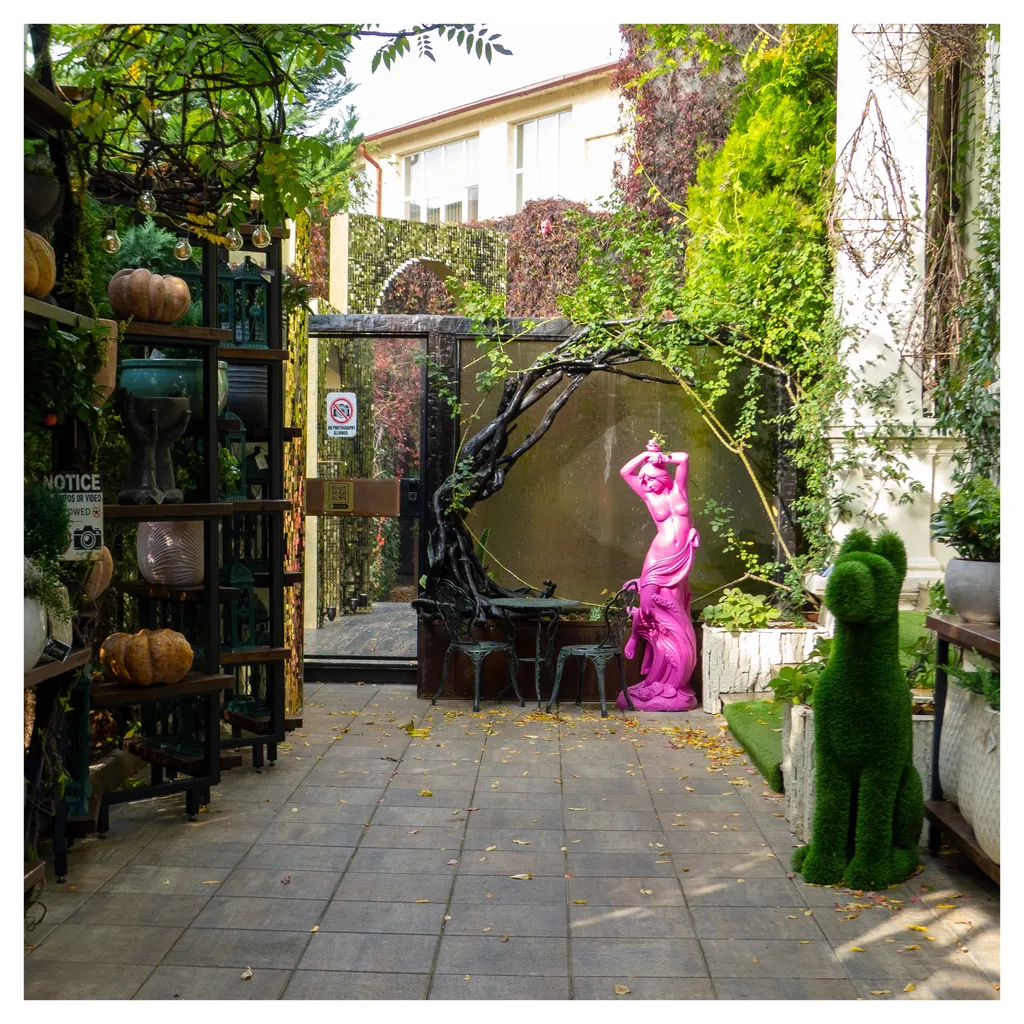 Scooby Doo și secretul nimfei roz. No photography allowed