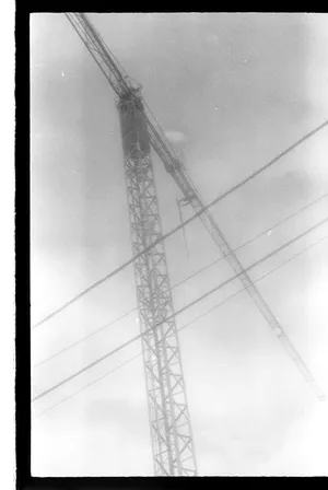 Linii de forță. Macaralele visului locativ al capitalismului